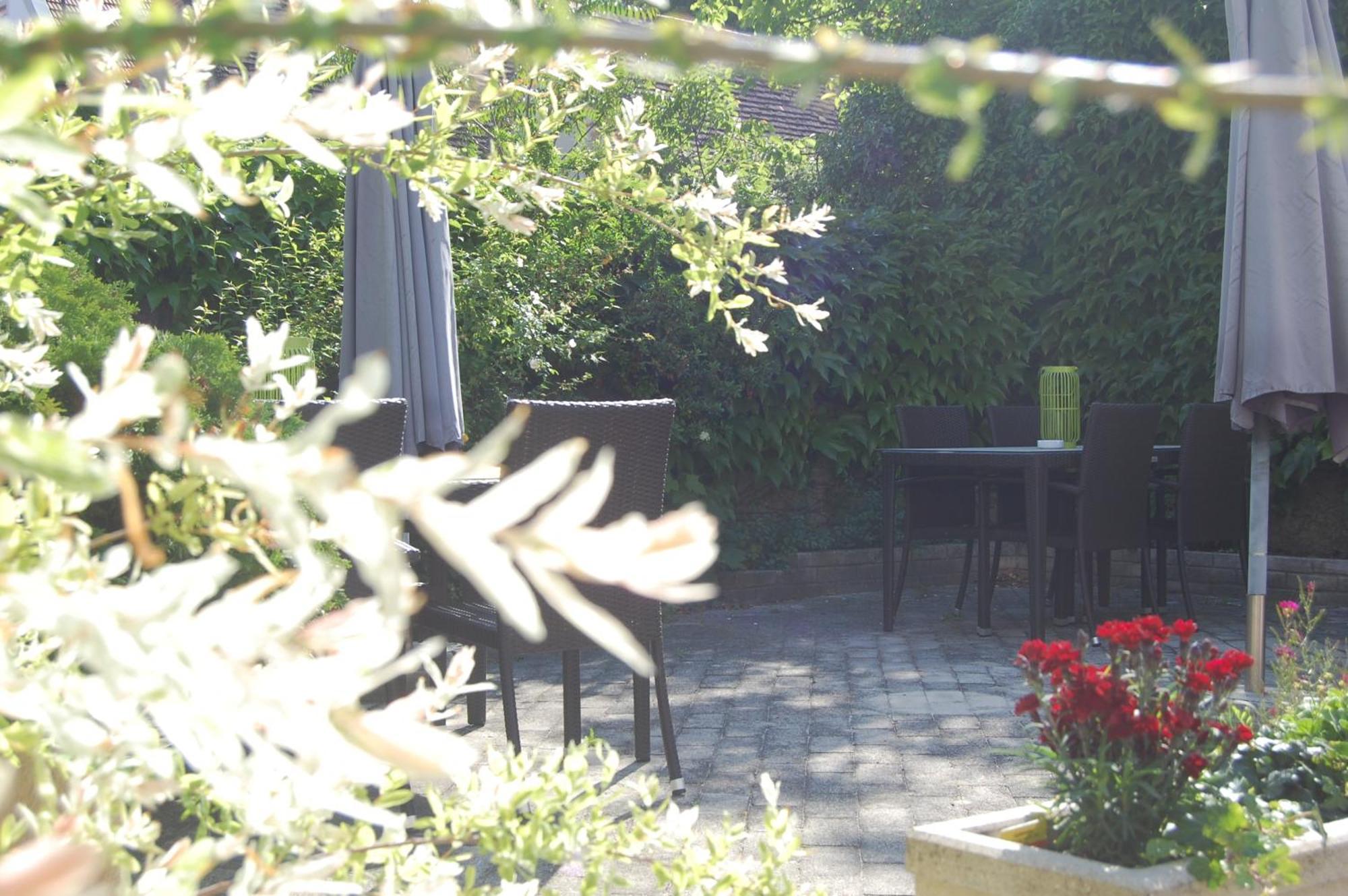 Hofgassl Zentgraf Bed & Breakfast Moerbisch Am See Luaran gambar