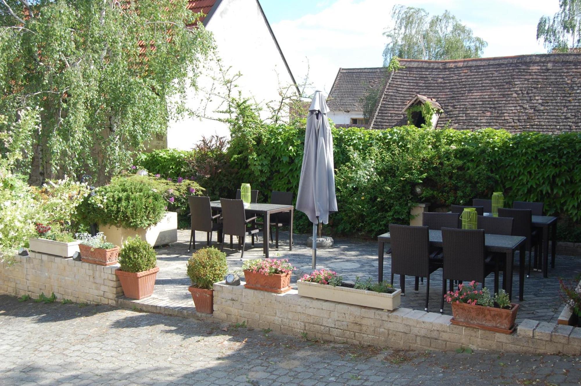 Hofgassl Zentgraf Bed & Breakfast Moerbisch Am See Luaran gambar