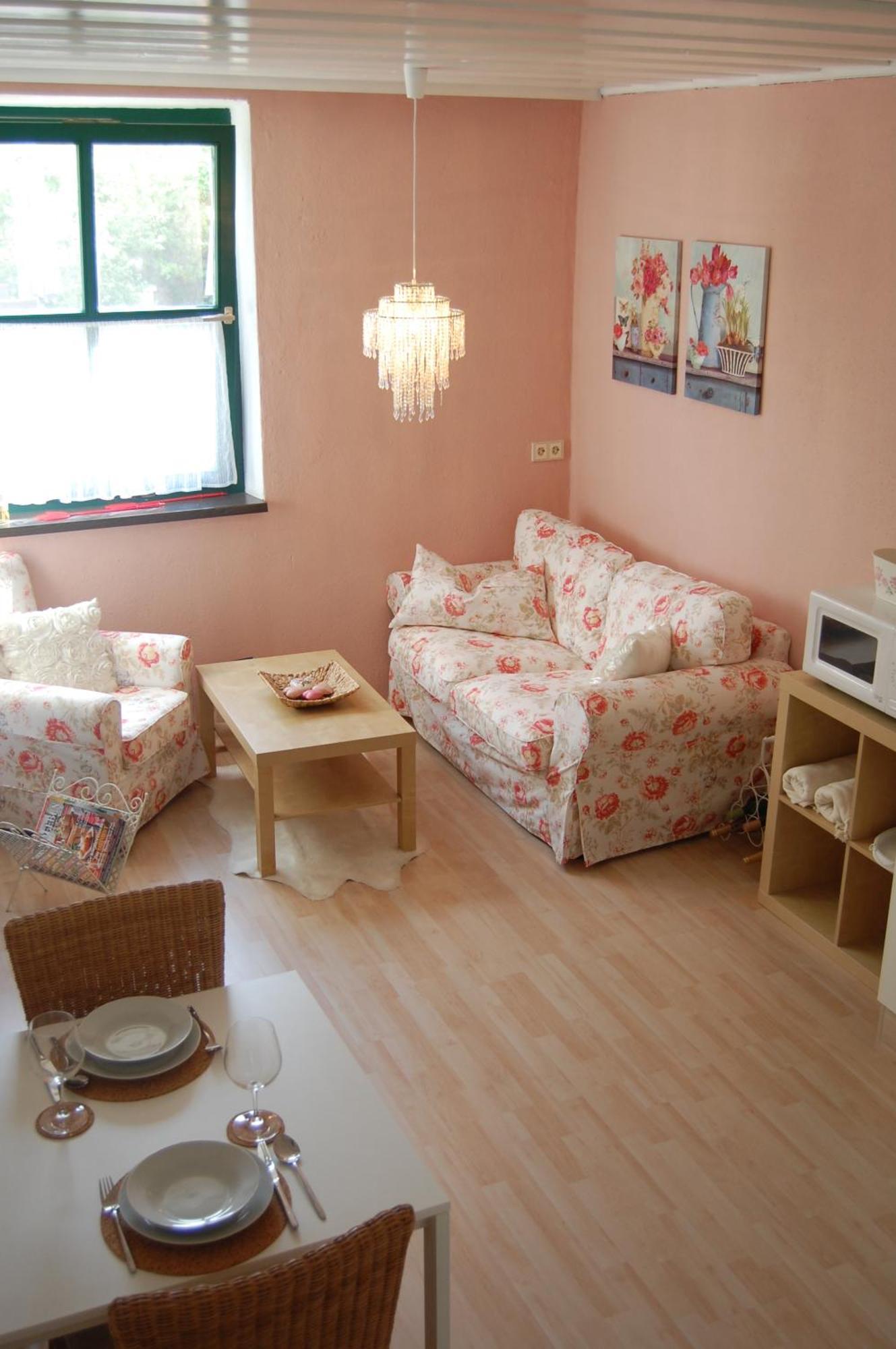 Hofgassl Zentgraf Bed & Breakfast Moerbisch Am See Luaran gambar